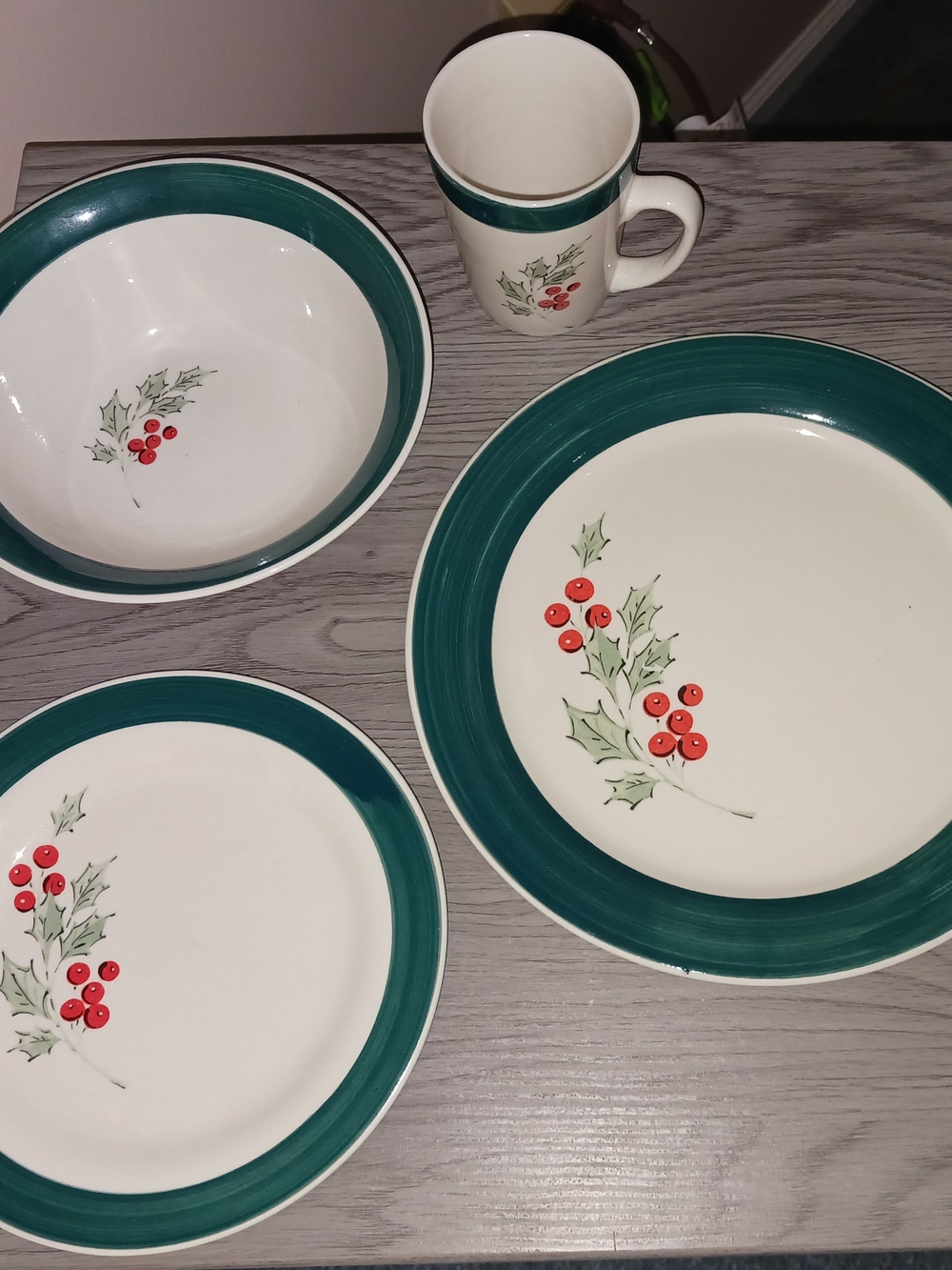 Green Rim Holiday Stoneware Dinnerware Set with Berry Accent